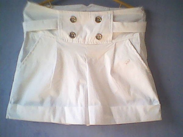 Bermudas de algodão.